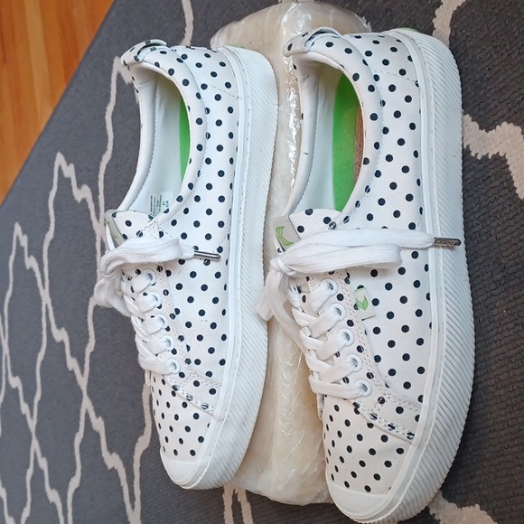 Cariuma White Polka Dot Canvas Oca Low Sneakers Women's 10 - Picture 8 of 15